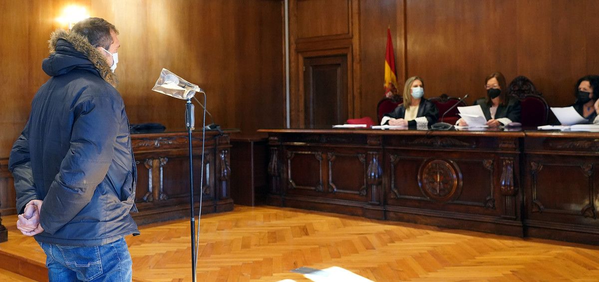 Xuizó contra Pablo P.L., condenado por intento de detención ilegal e lesións leves