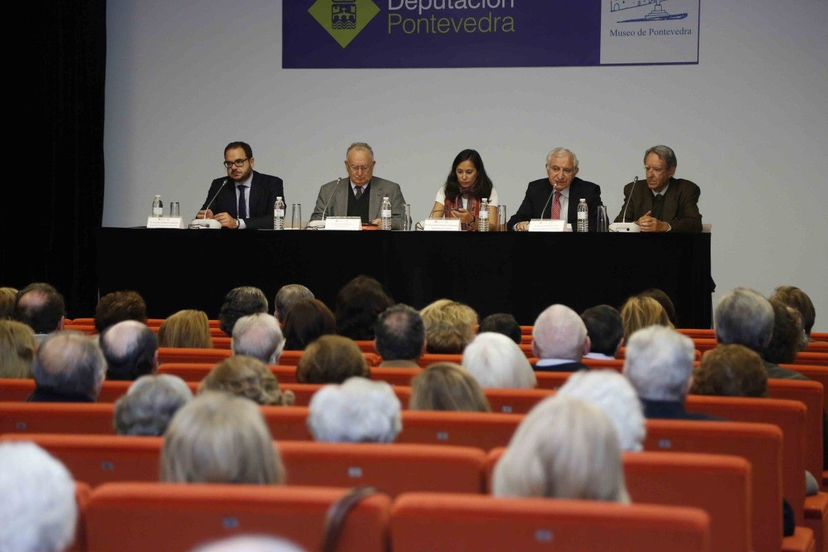Acto inaugural do Memorial Filgueira Valverde no Sexto Edificio do Museo