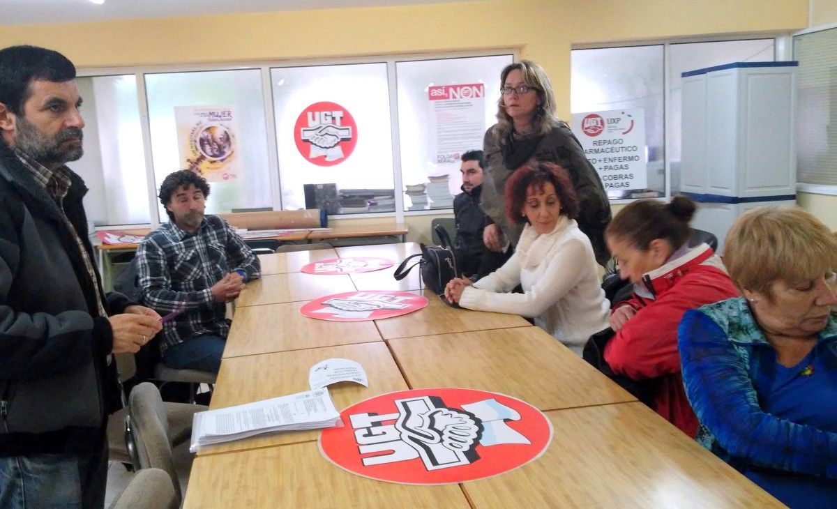Reunión de los trabajadores de los quioscos de Cogami en la UGT