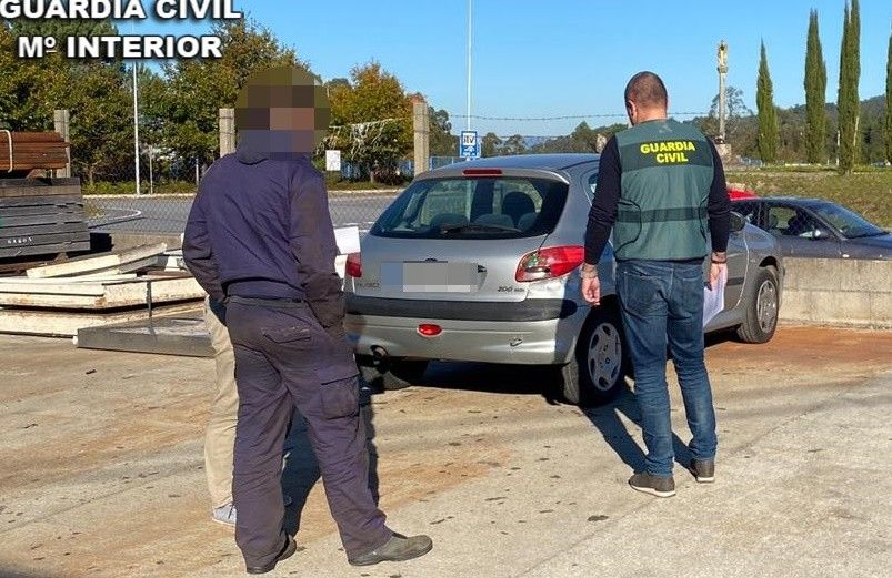 Tráfico investiga a un joven de Marín por circular en sentido contrario por la autopista