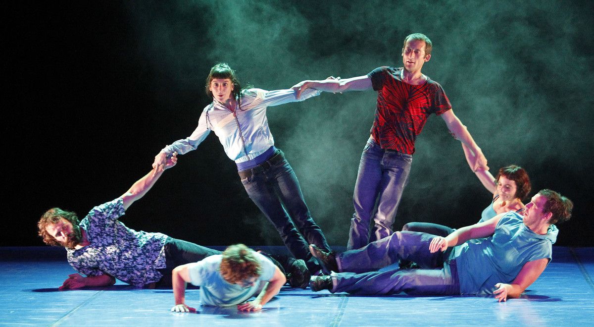 Representación do espectáculo "Impreuna", dentro do ciclo Ponteatro