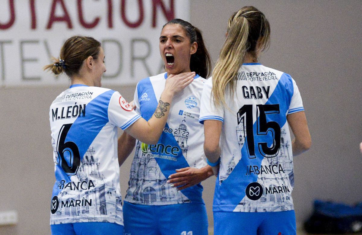 Partido de liga en A Raña entre Marín Futsal e Alcorcón