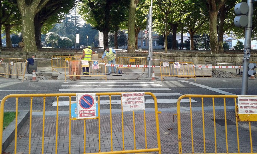 Obras na rúa Alameda