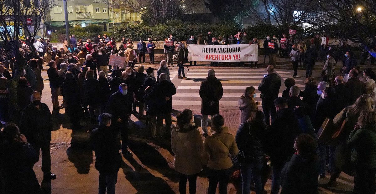 Segunda manifestación veciñal polo peche de Raiña Vitoria