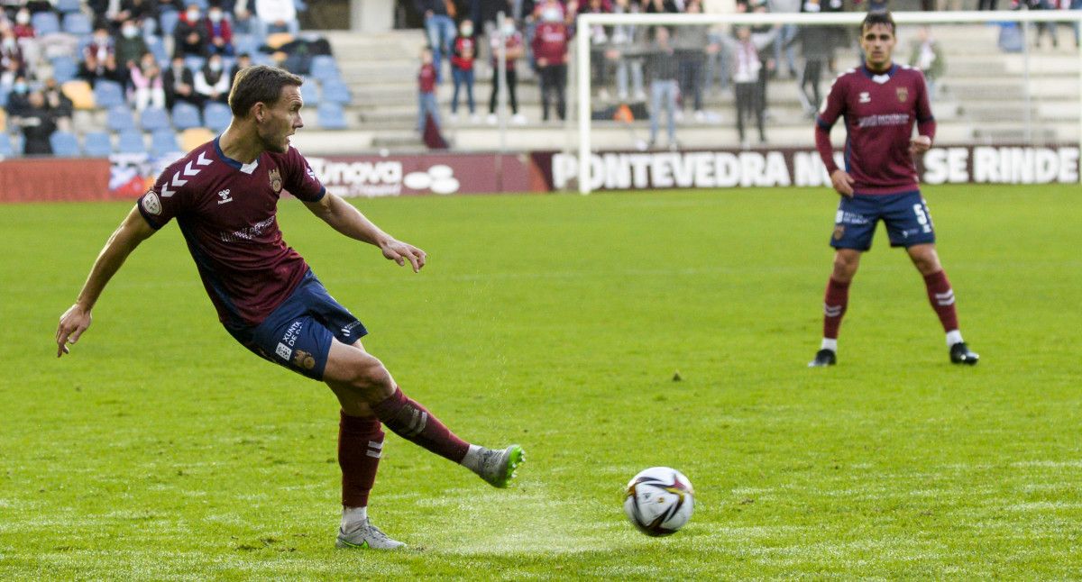 Diego Seoane, no partido de liga en Pasarón entre Pontevedra e Ceares