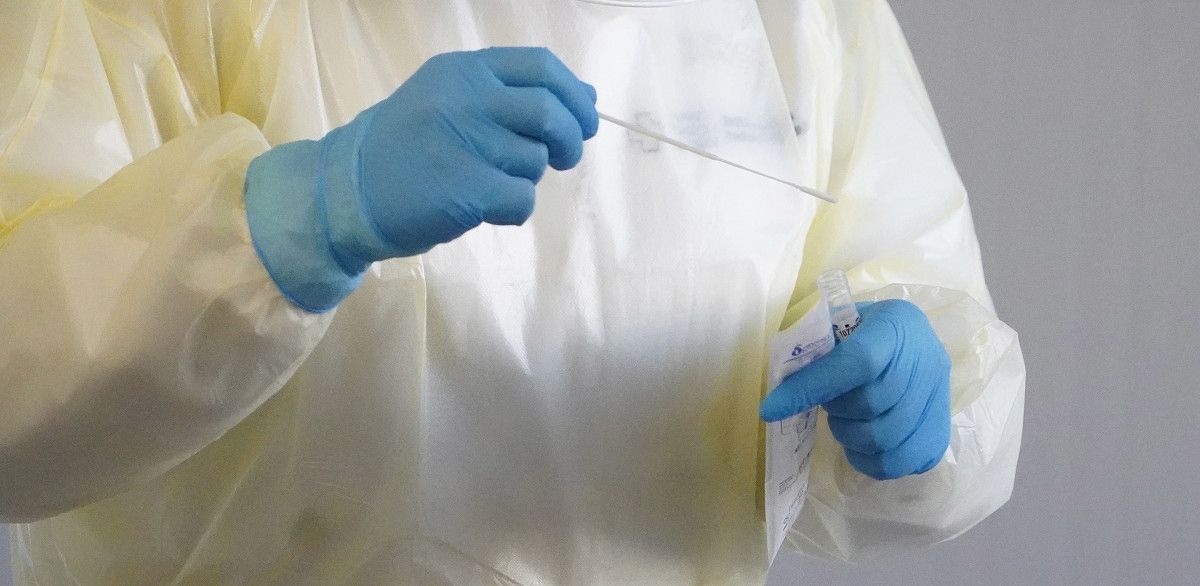Punto de realización de PCR no Hospital Provincial 