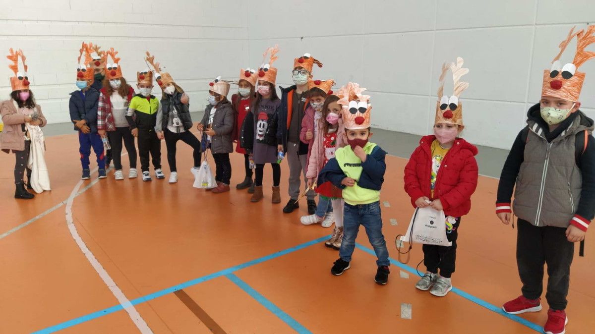 Escolares no obradoiro de Nadal