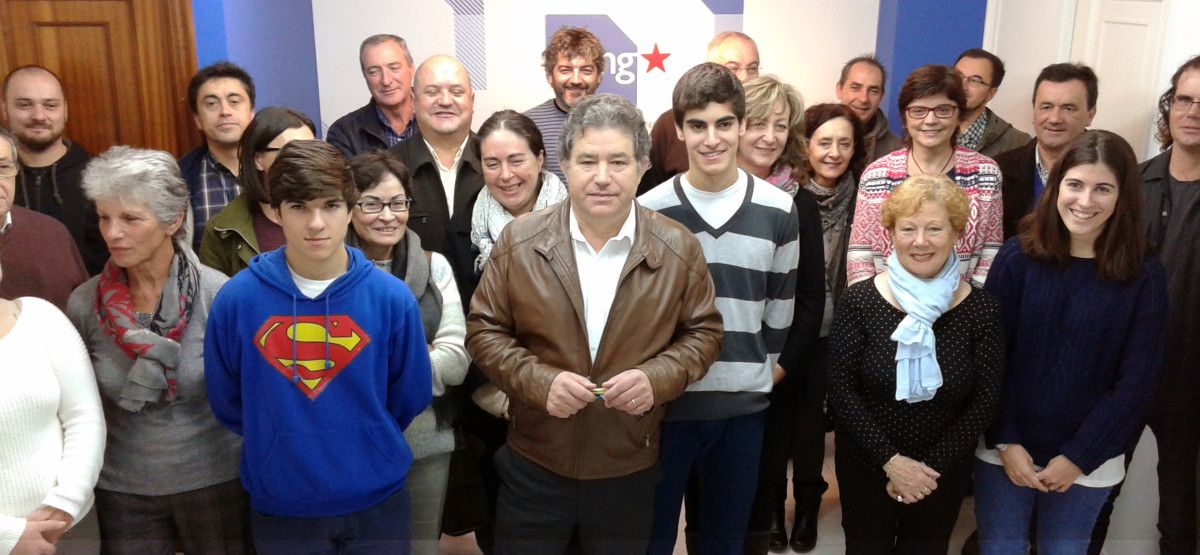 Miguel Anxo Fernandez Lores presentó su candidatura a la alcaldía