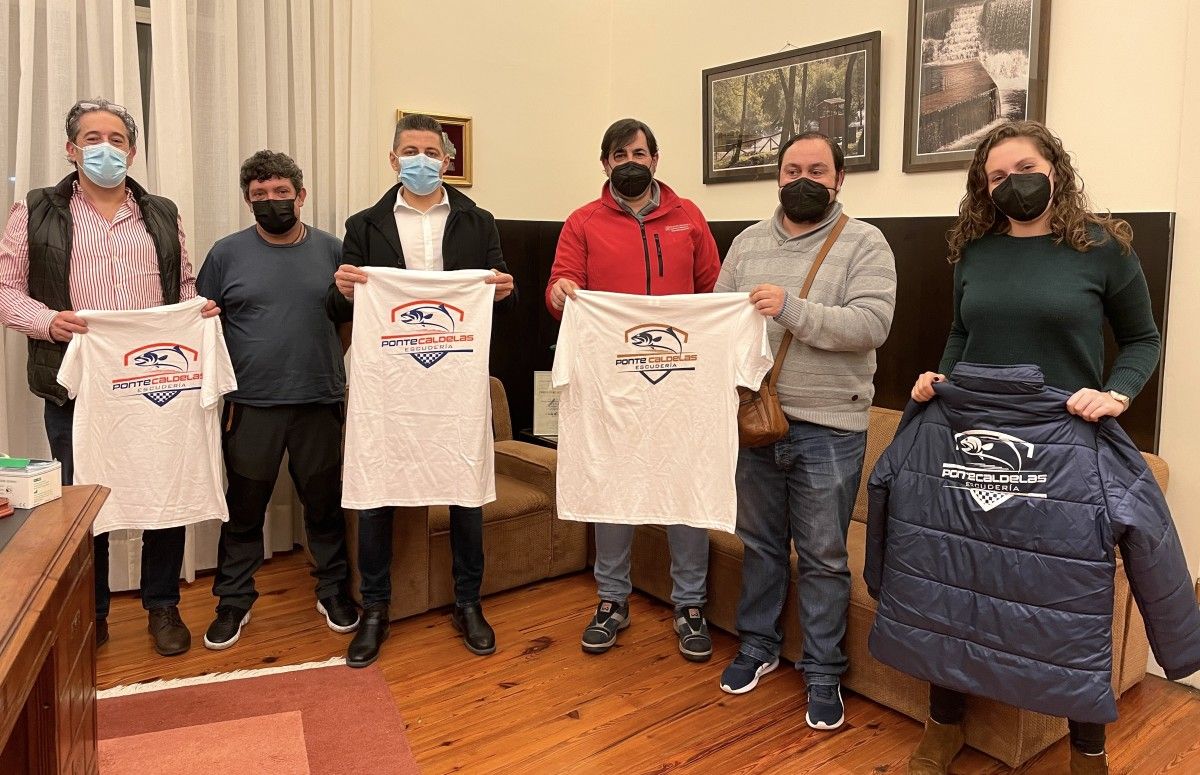 Reunión de Andrés Díaz con la recién creada Escudería Ponte Caldelas
