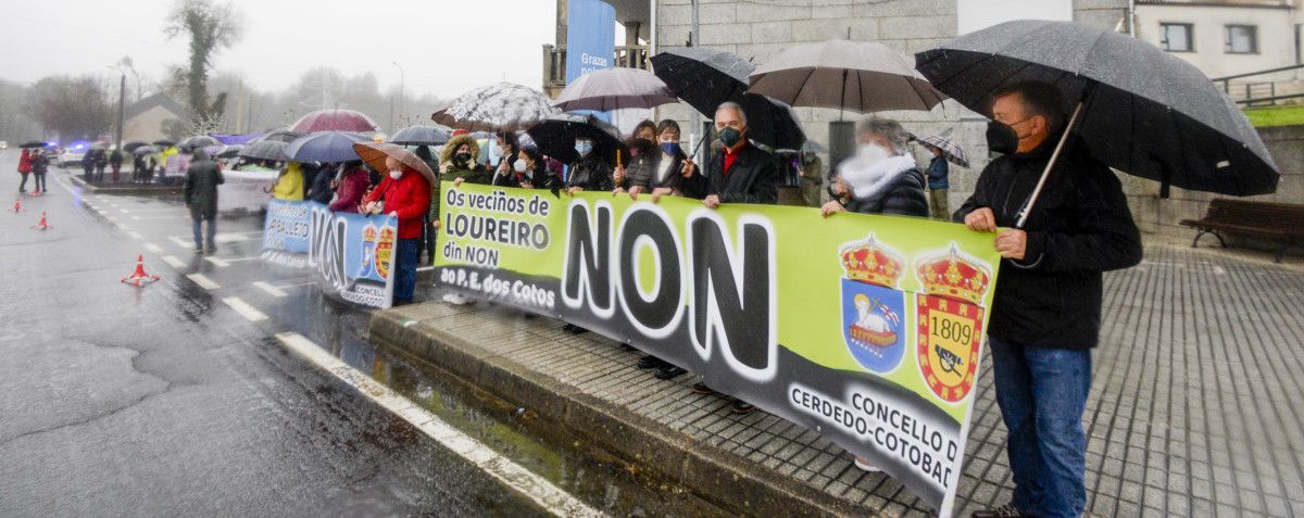Protesta contra o parque eólico dos Cotos en Carballedo Protesta contra o parque eólico dos Cotos en Carballedo