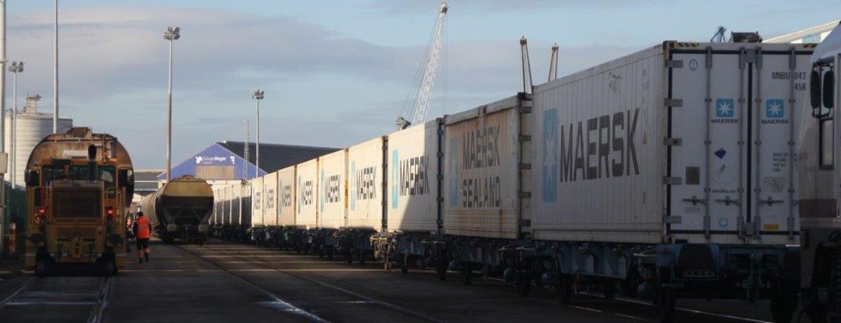 Transporte de contedores por tren