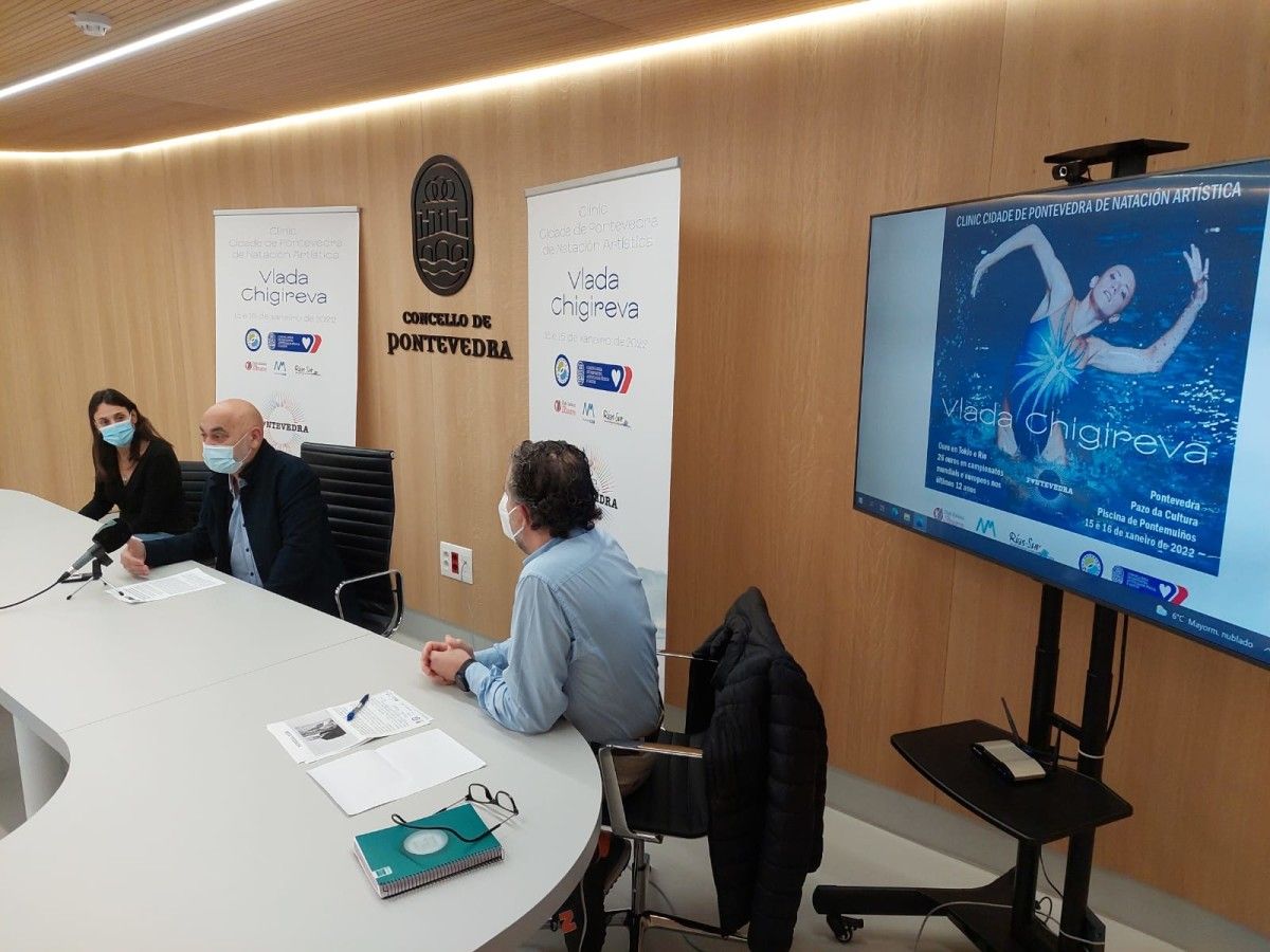 Presentación del Clínic Cidade de Pontevedra de Natación Artística