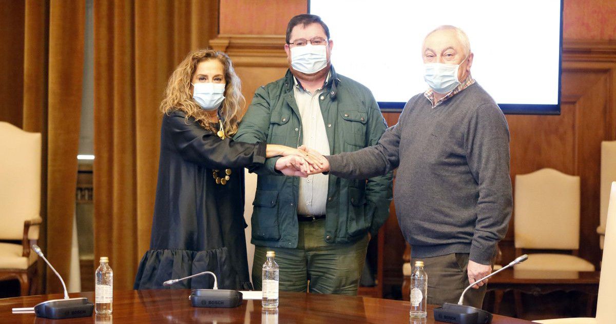 Carmela Silva, Carlos Iglesias e César Mosquera