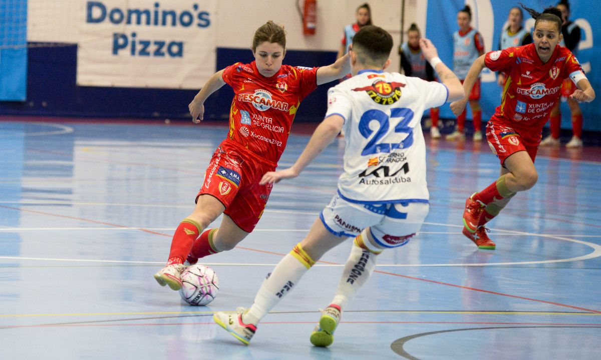 Partido entre Poio Pescamar e Sala Zaragoza na Seca