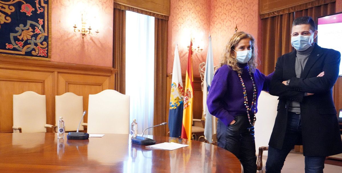 Carmela Silva, presidenta de la Deputación, y Andrés Díaz, alcalde de Ponte Caldelas