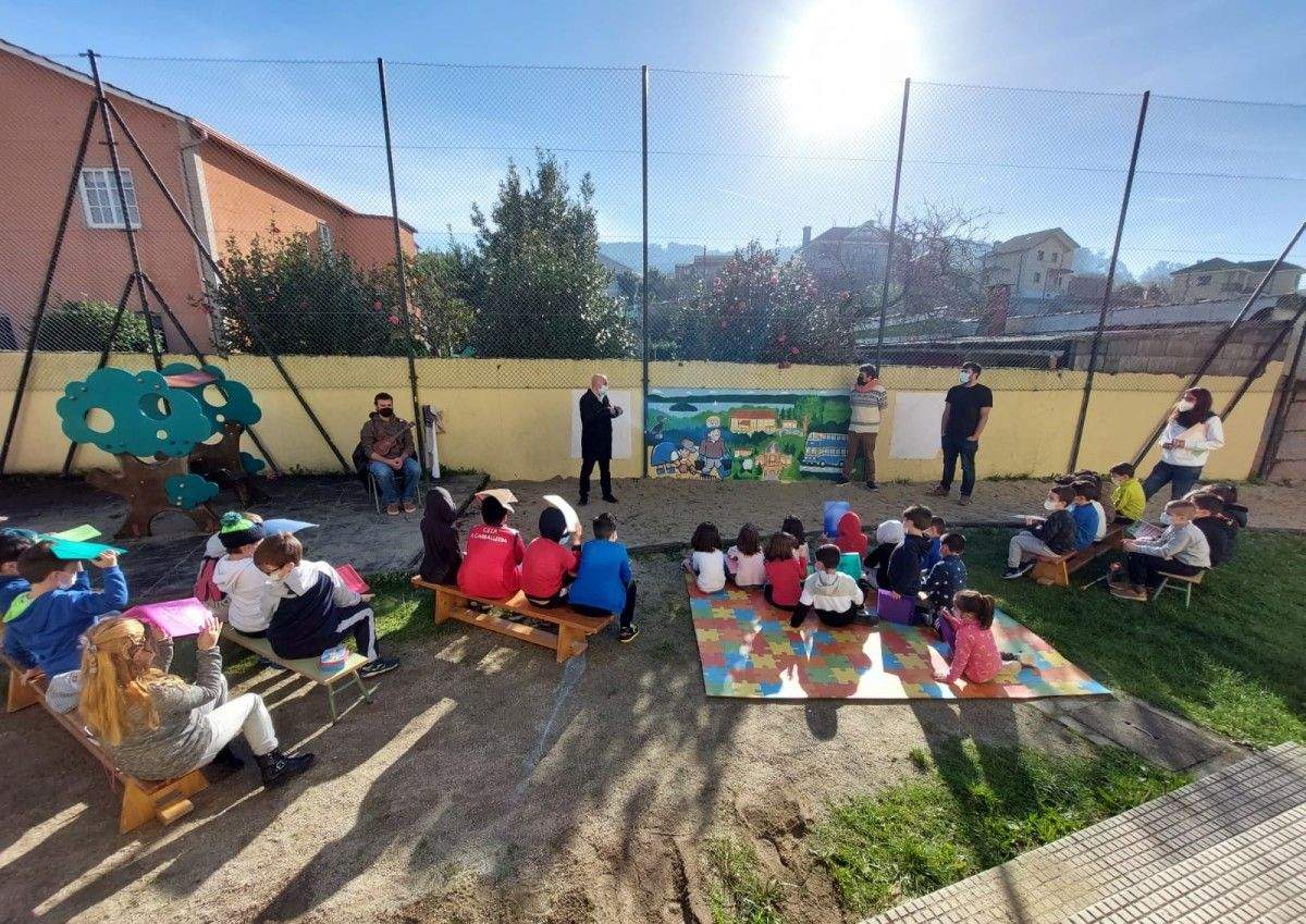 Taller O Teu Cole na Historia no CEIP A Carballeira de Lourizán Taller O Teu Cole na Historia no CEIP A Carballeira de Lourizán