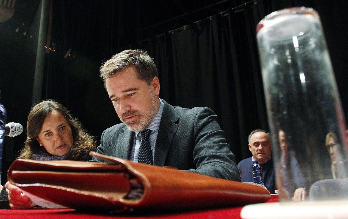 Jacobo Moreira e María José Fernández Teso no pleno municipal