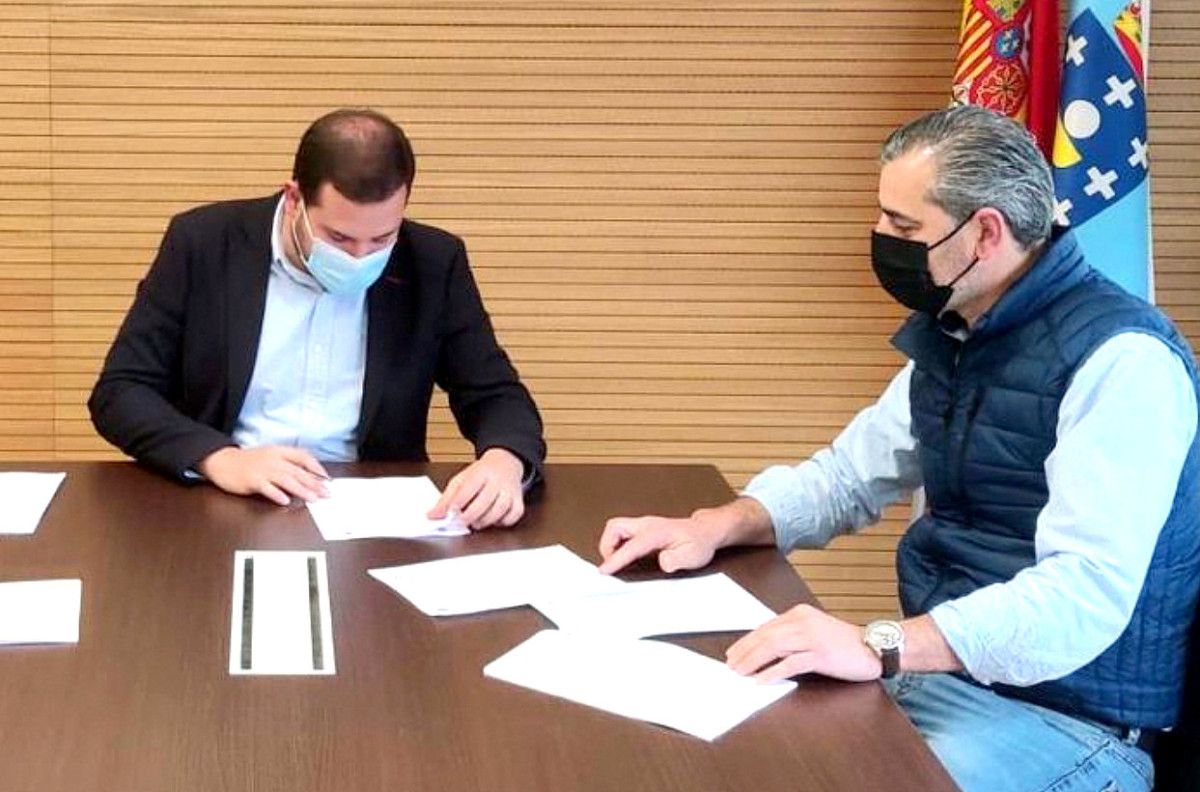 Jorge Cubela (PP) e José Antonio Pazos (PSOE) Jorge Cubela (PP) e José Antonio Pazos (PSOE)