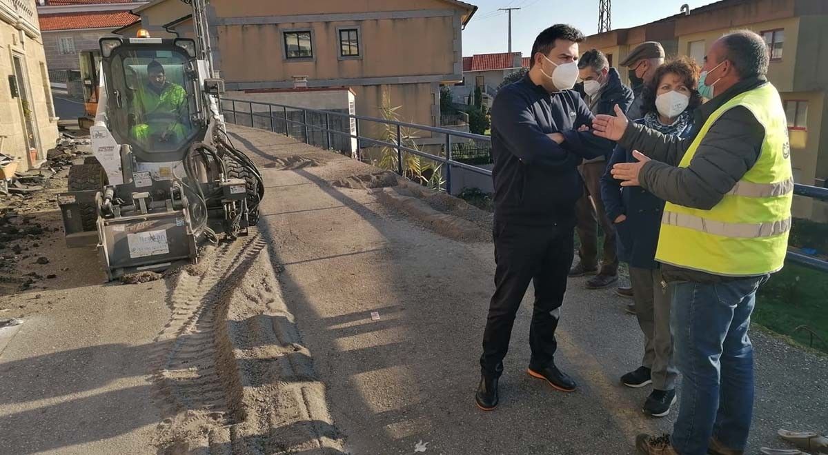 Inicio de las obras en el lugar de Lameiriña, en Raxó