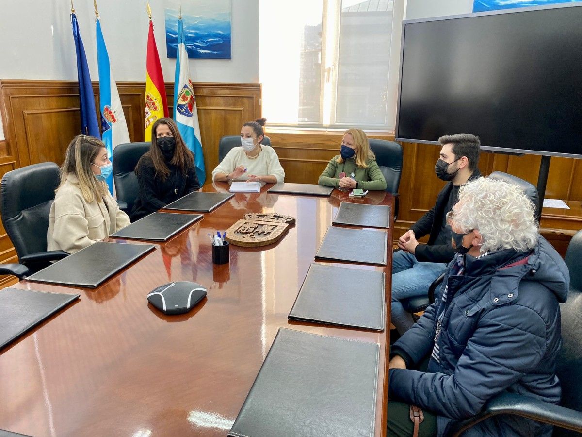 Reunión en el Concello de Marín con los colectivos relacionados con el Entroido