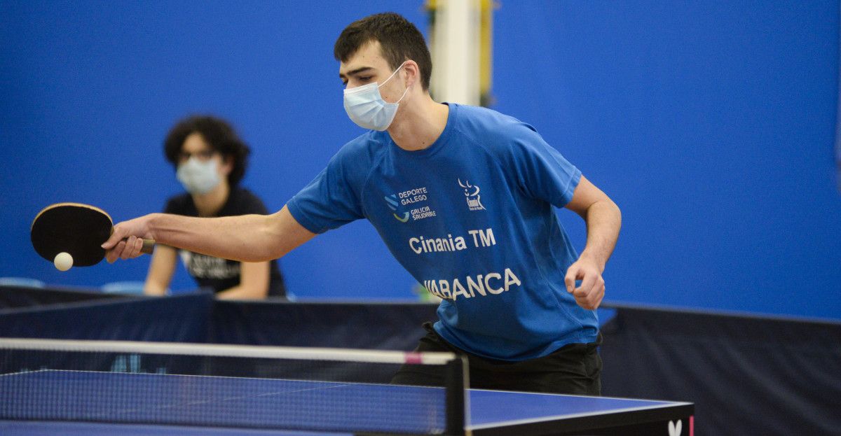Partido de tenis de mesa entre TM Monte Porreiro e Asisa Borges Vall
