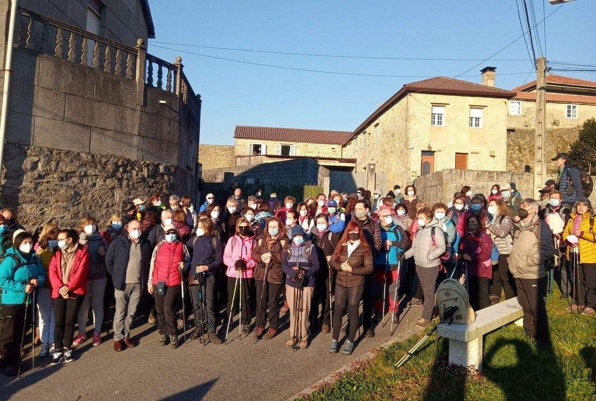 Noventa peregrinos chegan a Moraña no seu percorrido pola Vía Mariana 