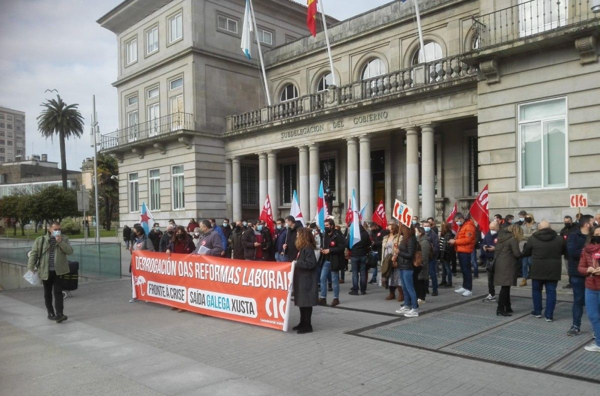 Concentración da CIG en Pontevedra para esixir a derrogación das reformas laborais