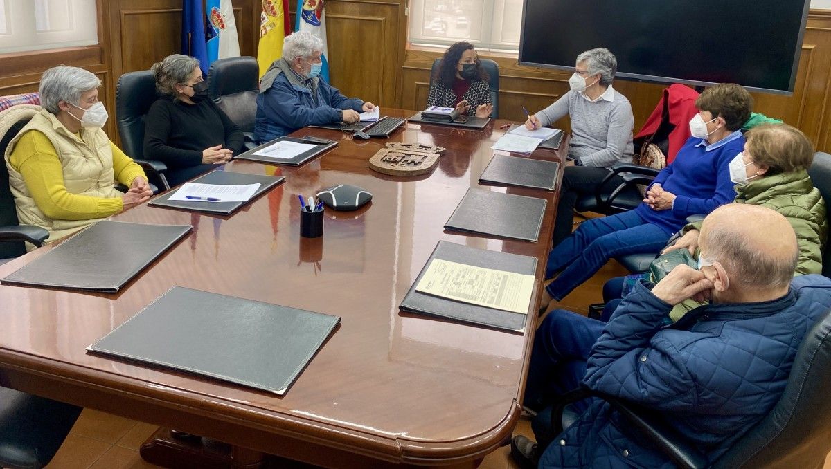 Reunión de las ONGs en el Concello de Marín