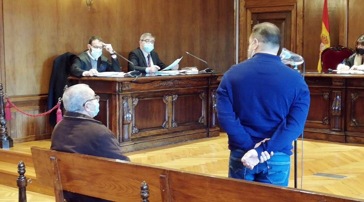 Juicio contra dos hombres que fueron sorprendidos transportando de los kilos de cocaína en el coche