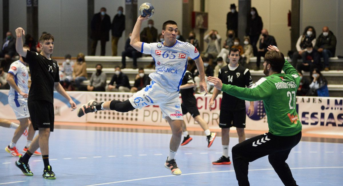 Partido de División Honra Prata entre Cisne e Alcobendas no Pavillón Municipal