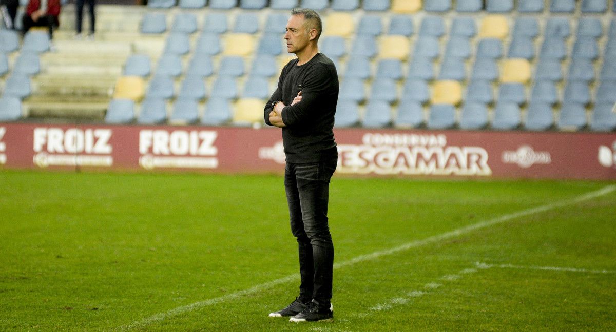 Partido de 2ª RFEF entre Pontevedra y Bergantiños en Pasarón