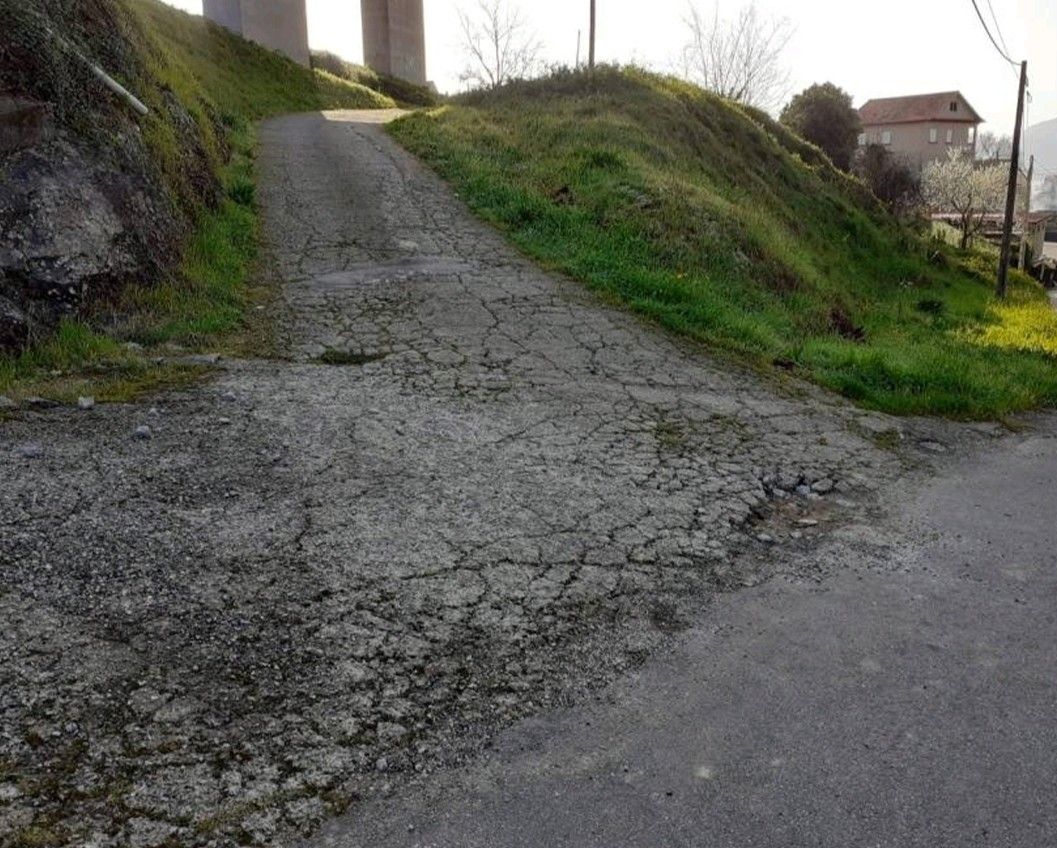 Pistas deterioradas en Vilaboa