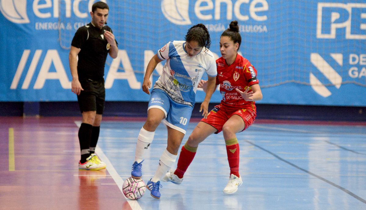 Partido entre Poio Pescamar e Marín Futsal na Seca
