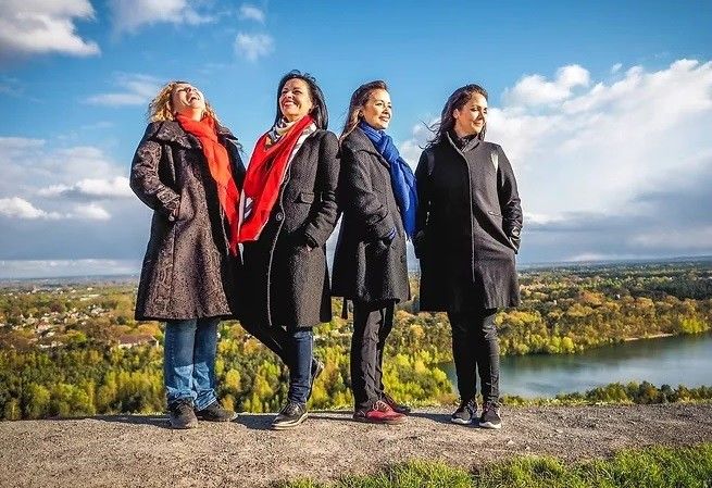 El grupo internacional de cantareiras belga Ialma
