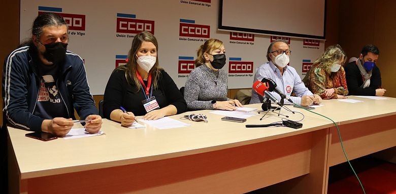 Rueda de prensa de CIG, UGT e CC.OO. anunciando la huelga