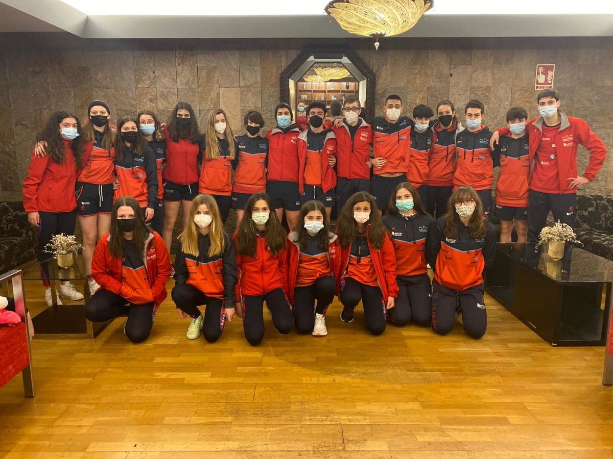 Equipo infantil e júnior do CN Galaico