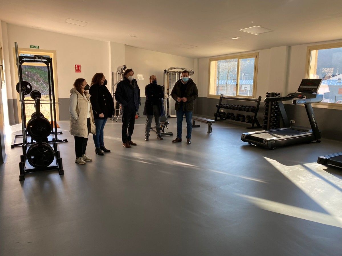 Visita al gimnasio de Cerdedo-Cotobade
