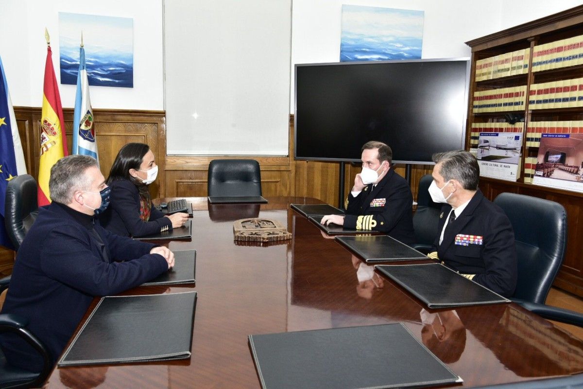 María Ramallo recibe en Marín o xefe do Estado Maior da Armada, Antonio Martorell Lacave