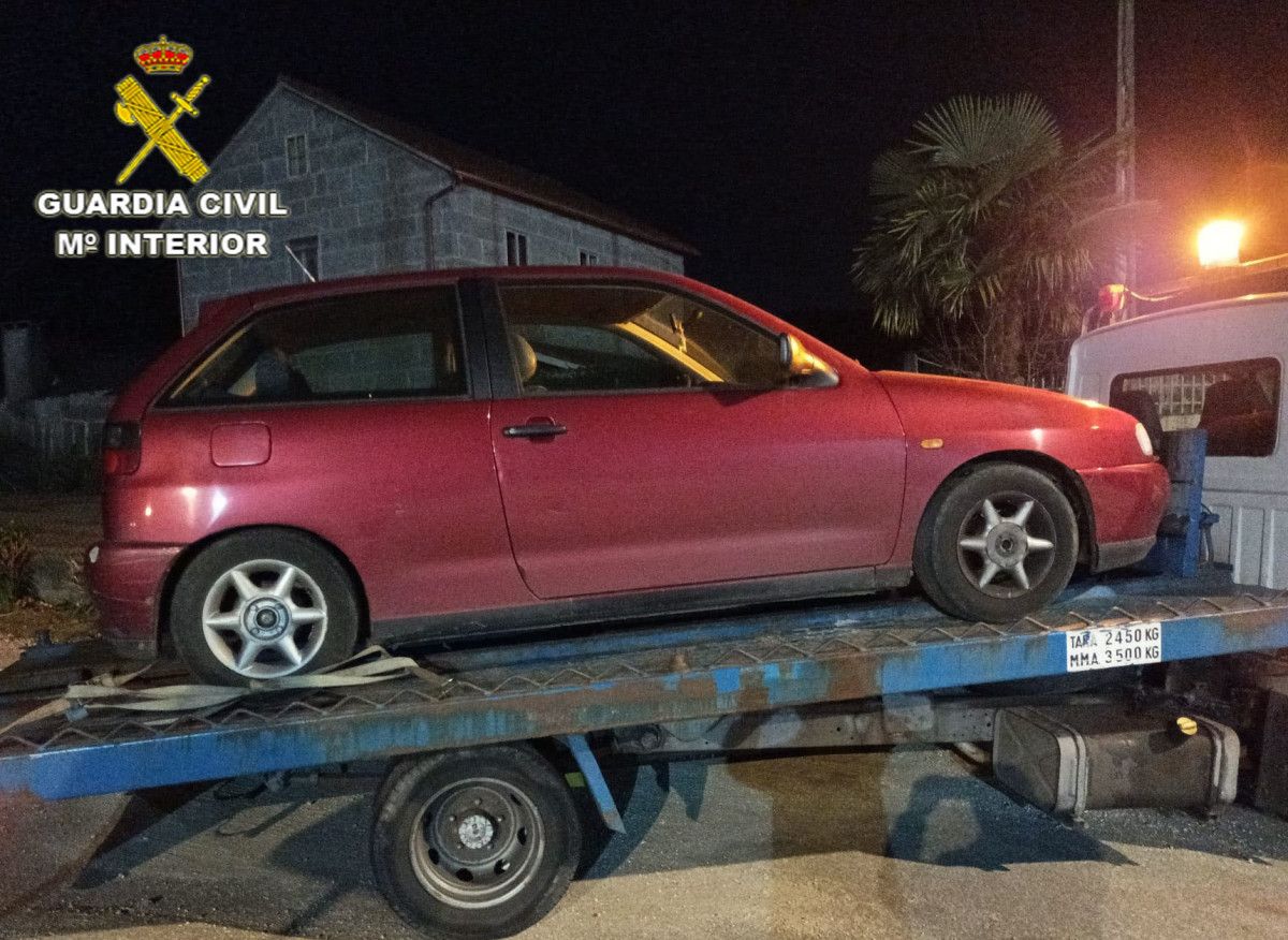 Vehículo confiscado por la Guardia Civil