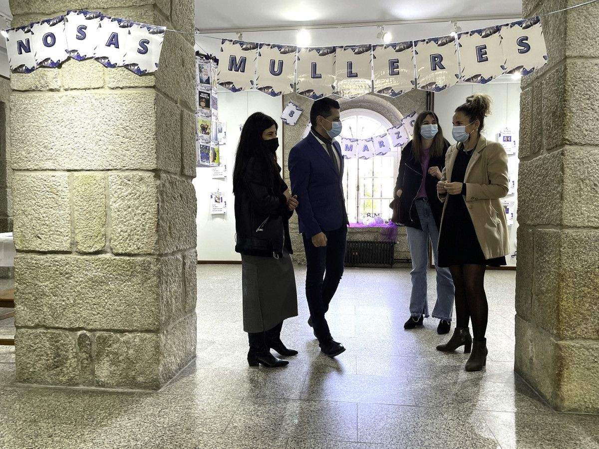 Exposición ‘As Nosas Mulleres’ na Casa da Cultura de Ponte Caldelas
