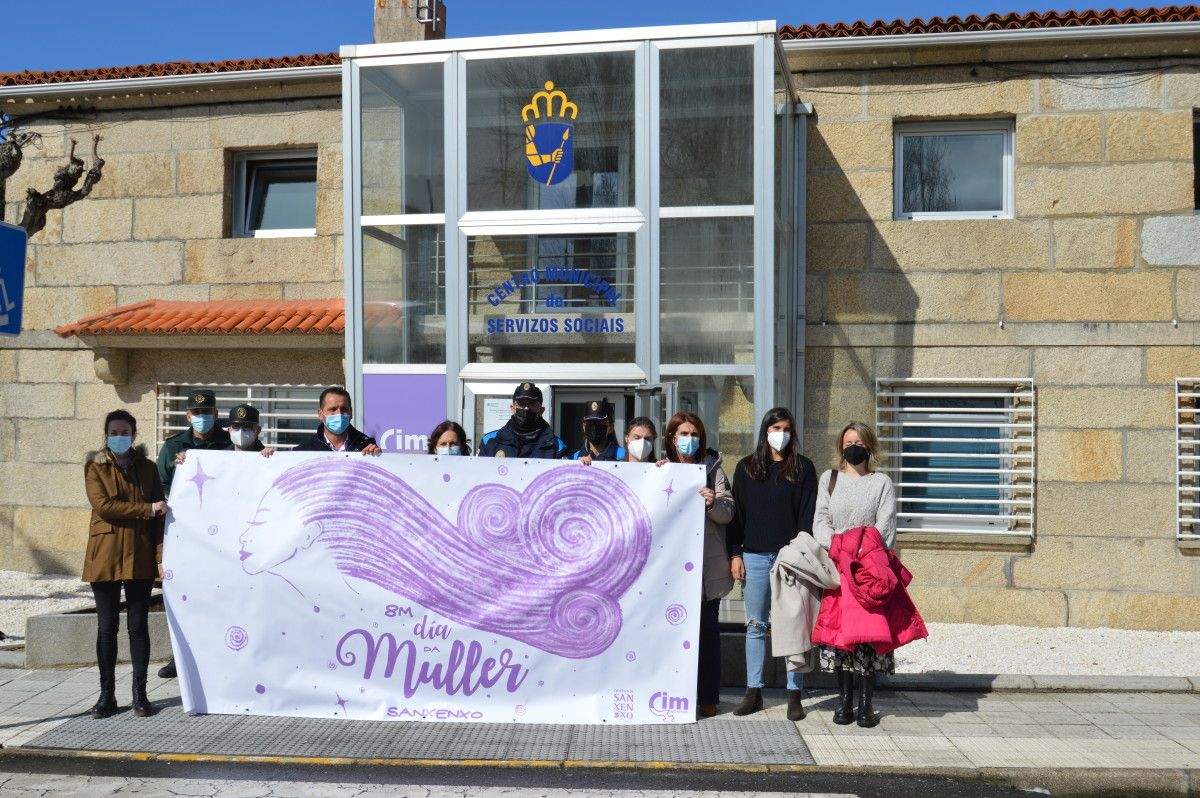 Pancarta reivindicativa polo Día da Muller