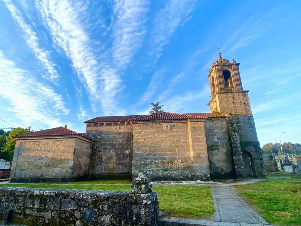 Igrexa de Santa María, en Caldas de Reis