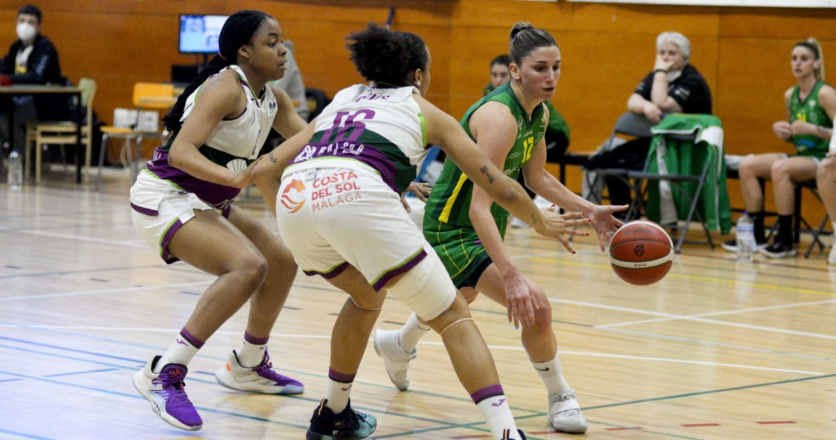 Partido de Liga Femenina 2 entre CB Arxil y Unicaja