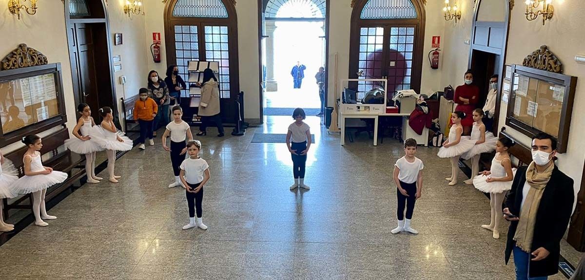 Exhibición de danza en Marín