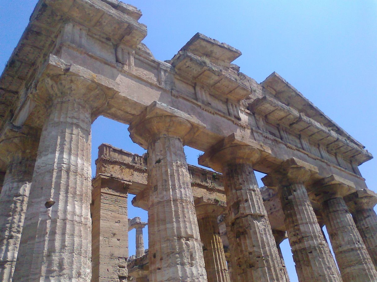 Fachada do templo de Hera