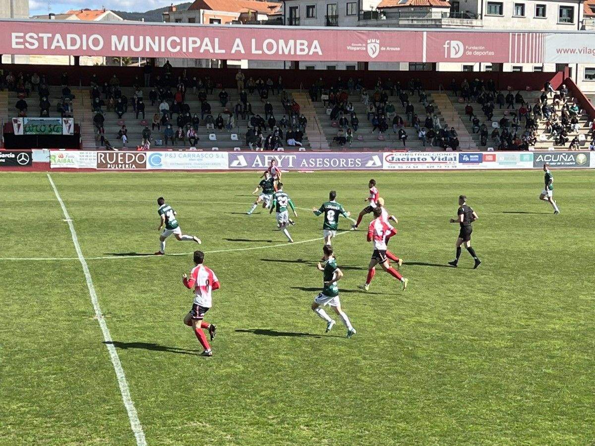 Partido entre Arosa y Ceares en A Lomba
