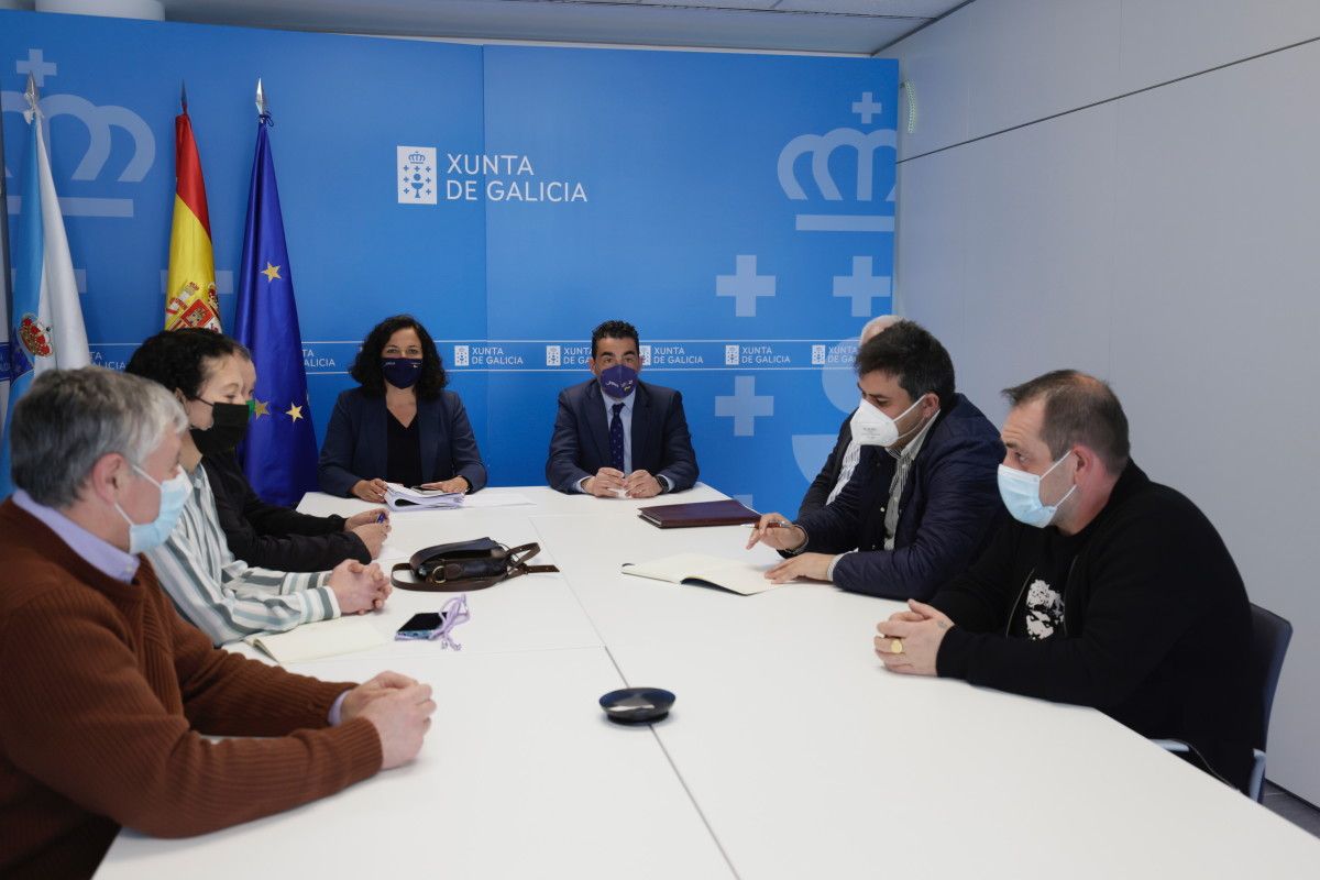 Reunión para abordar o proxecto de reforma do acceso ao Porto de Raxó