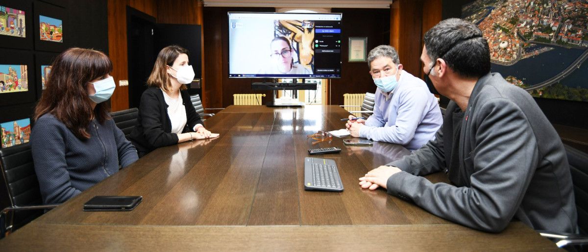 O alcalde recibiu á Plataforma de afefctados pola redución dos servizos de media distancia de Renfe 