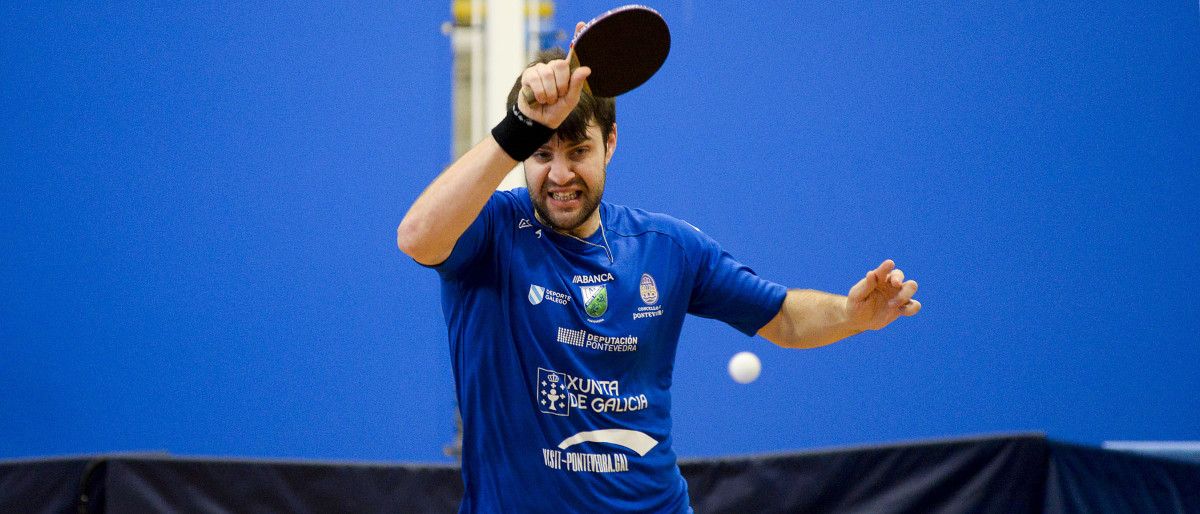 Partido entre o Tenis de Mesa Monte Porreiro e o Burgos no Príncipe Felipe