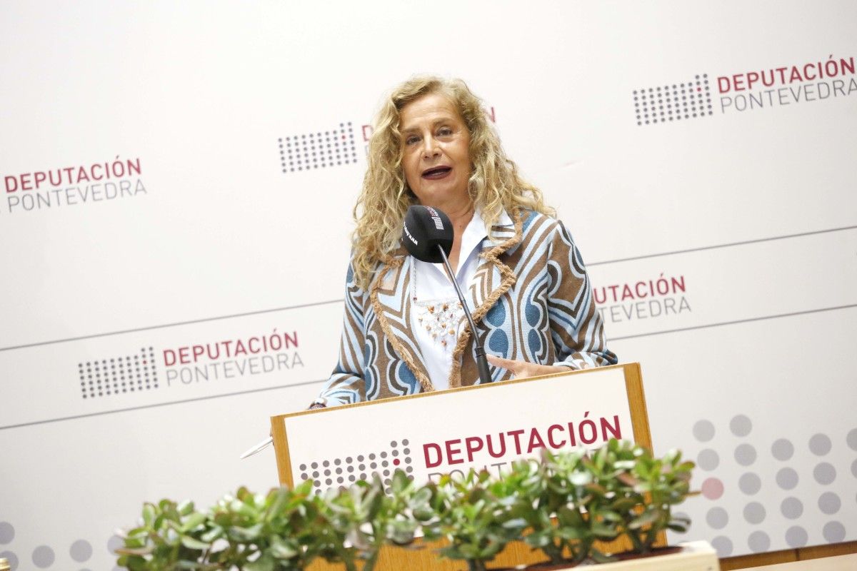 Carmela Silva, presidenta de la Deputación